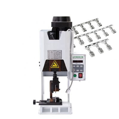 Macchina per il crimping di terminali da 30 mm 0,55 kW per terminali a corrente continua per computer